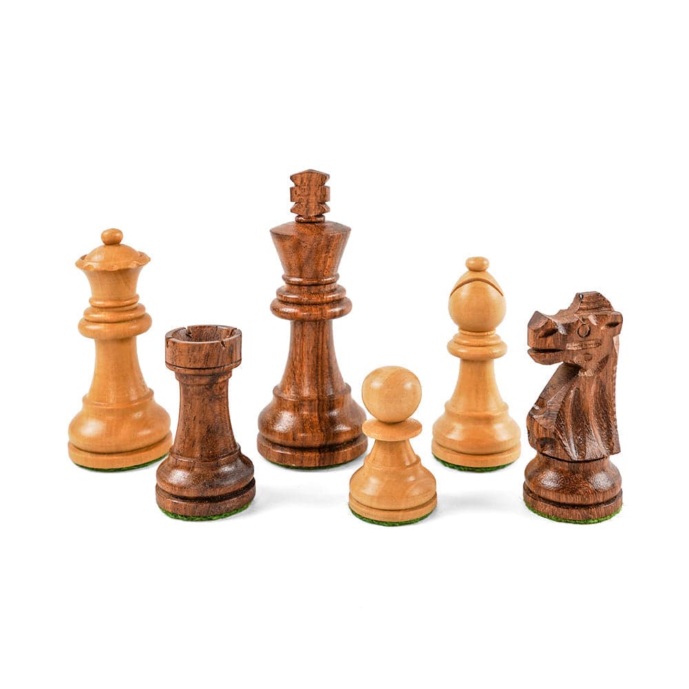 Reuben chess pieces: Staunton style in acacia and boxwood, image 1 of 6